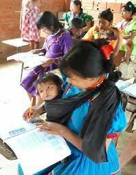 Educación para campesinos y grupos étnicos.