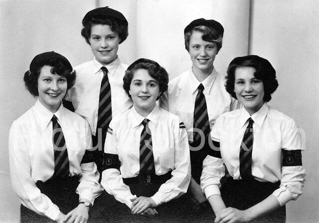 1902 GUIRLS´LIFE BRIGADE