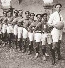 Se implementa la indumentaria de Educación Física