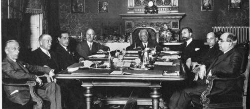 Constitución del Gobierno Provisional Presidido por Alcalá Zamora