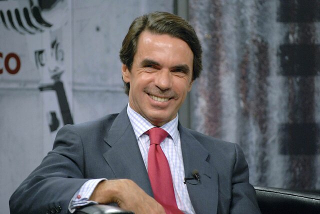 José María Aznar gana as eleccións