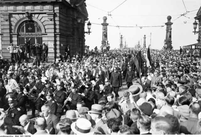 Alemania ocupa Renania