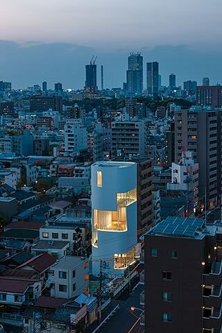 Inauguración del Museo Yayoi Kusama