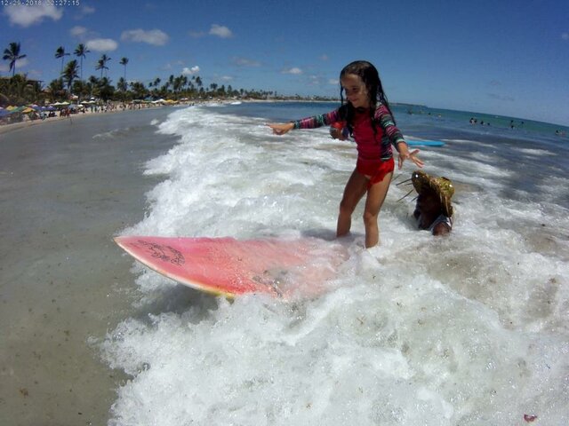 SURFANDO EM PORTO DE GALINHAS