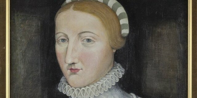 Married Anne Hathaway