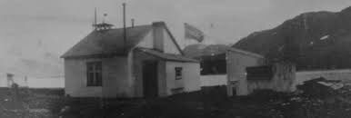 Desalojo de civiles argentinos