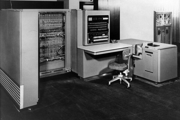 La primera genaracion de la computadoras