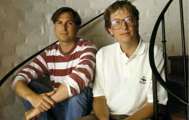 BELL GATES, CONVENCE A STEVE JOBS