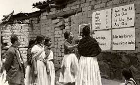 Establecimiento de escuelas rudimentarias