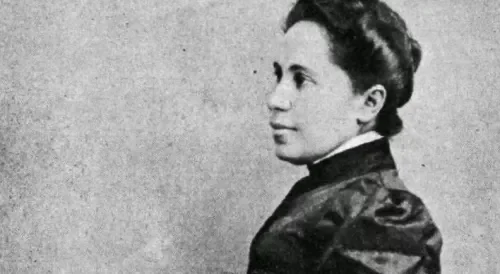 πρωτη γυναικα στο πανεπιστημιο