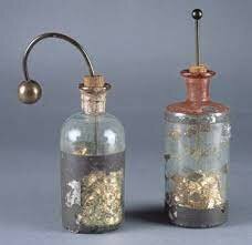 Primer condensador eléctrico