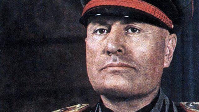 Las tropas angloamericanas llegan a Italia y cae Musolinni