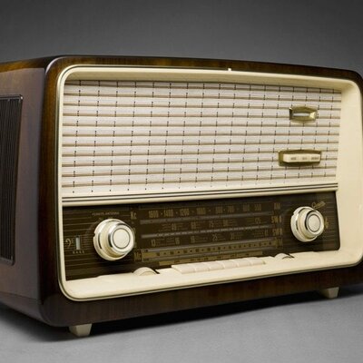 Timeline: Historia de la radio timeline.