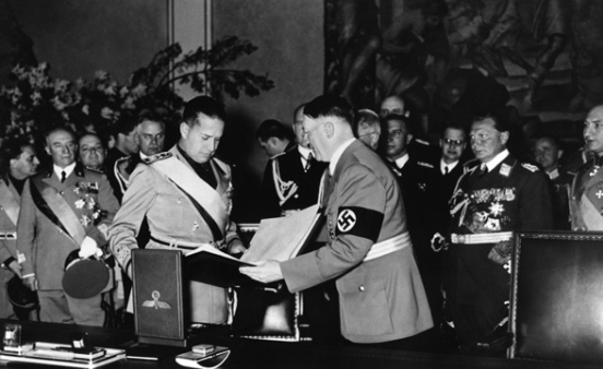 Alemania firma el Pacto de Acero con Italia