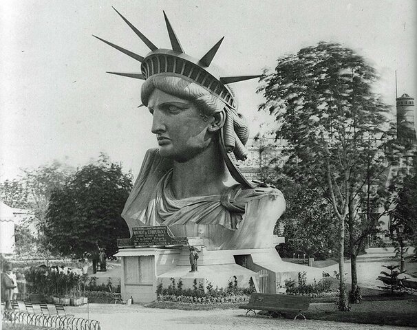 The Statue of Liberty comes to the U.S.