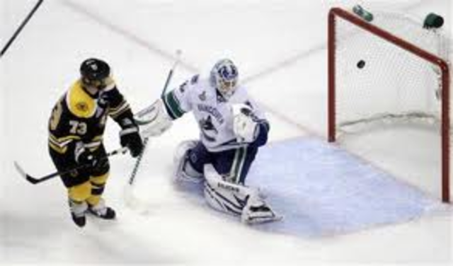 -106 1894 premier jeux de hockey