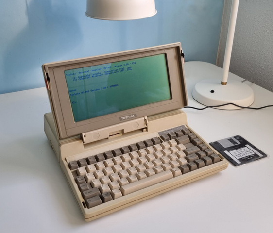 Toshiba T1100