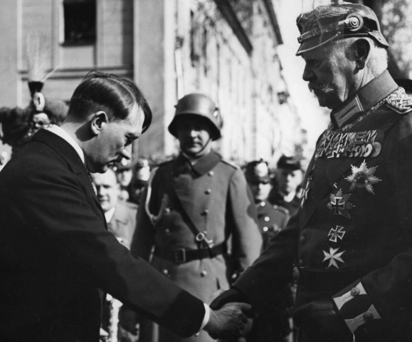 Hitler viene nominato cancelliere