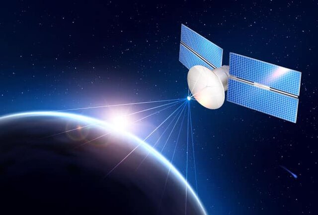 Sirius Satellite radio completa su sistema satelital.
