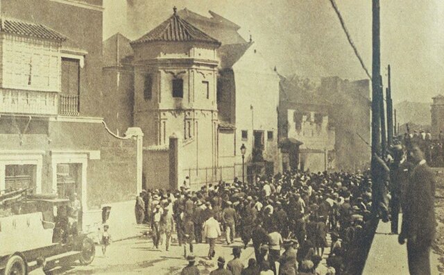 Incendio de conventos