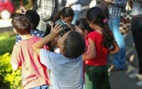 Ayuda (Mediados siglo XX).