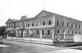 Se crea el Instituto de Alajuela y el Liceo de Costa Rica