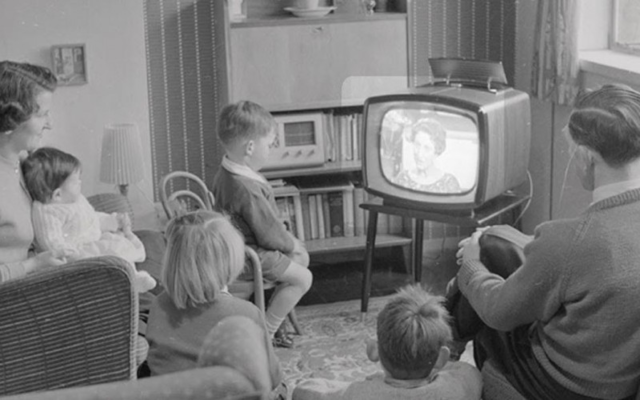 Emisiones de TV regulares