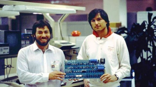 Steven Paúl jobs - Empresario / Stephen Gary Wozniak - Ingeniero