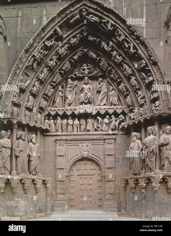 Tipo de escultura: Portadas.