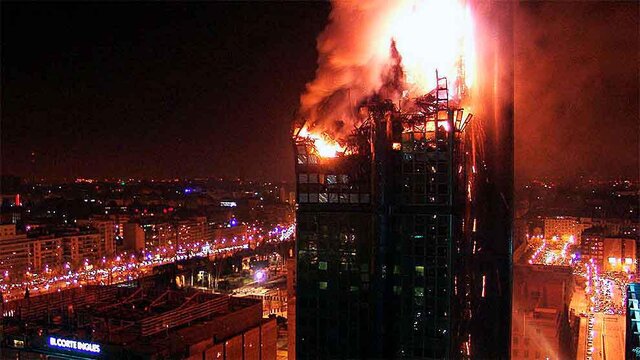 Se incendia la Torre Windsor, en Madrid
