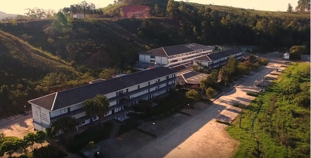 Profissional(Shunji)- Fundação da Unipac