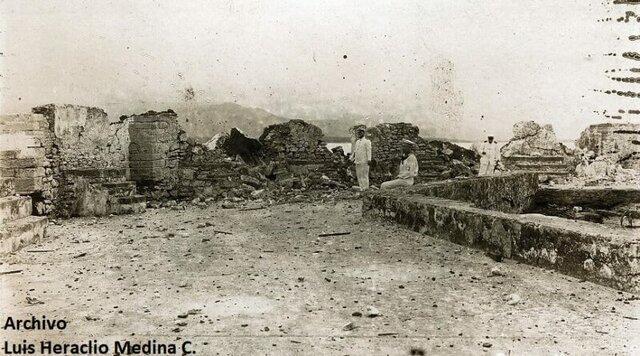 BOMBARDEO A PUERTO CABELLO