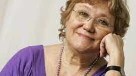 Timeline: ISABEL-CLARA SIMÓ