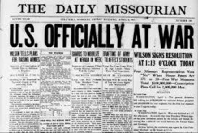 US declares war on Spain