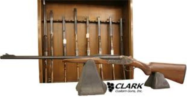 Lewis joins the US Army