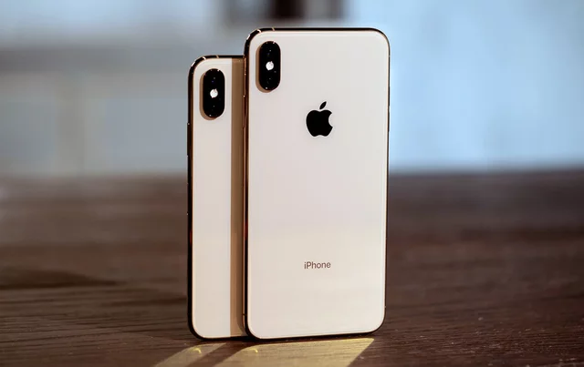 iPhone XS