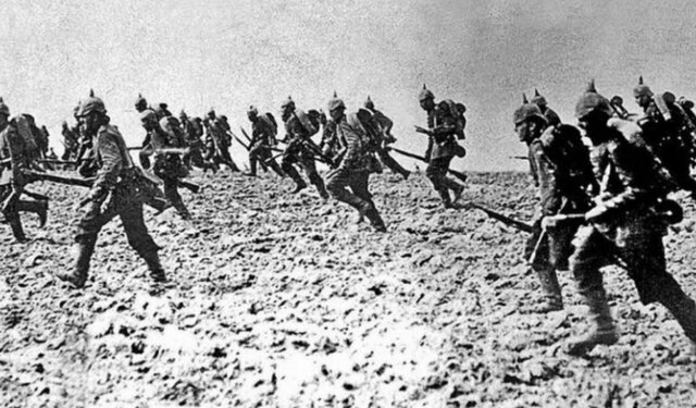 LA RUSSIA ABBANDONA IL CONFLITTO E GLI STATI UNITI VI ENTRANO