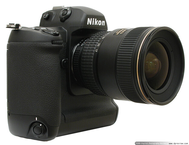 Nikon D1
