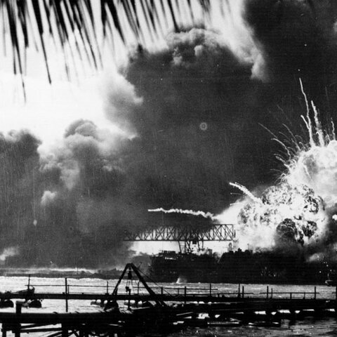 Japó ataca a la base nord americana de Pearl Harbor
