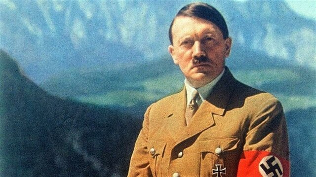 Hitler diventa cancelliere