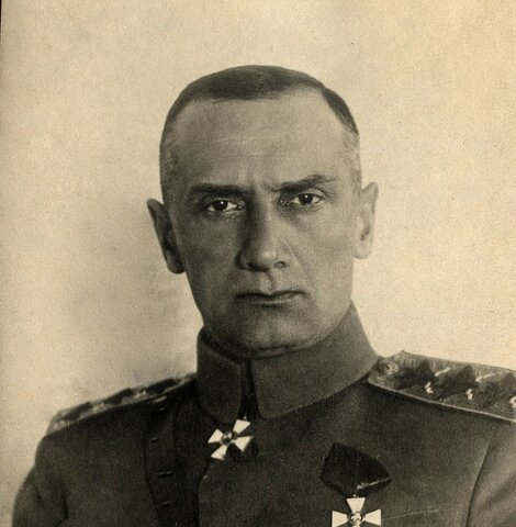 Kolchak begins serious attacks against Red from Siberia