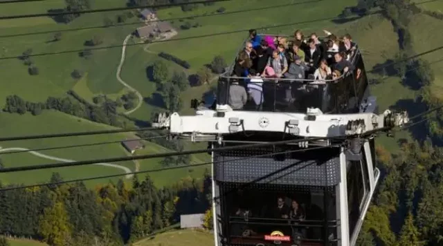 Le premier téléphérique à va-et-vient à ciel ouvert
