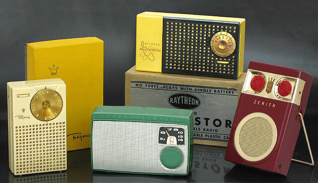 TRANSISTOR RADIO | Electronic Age