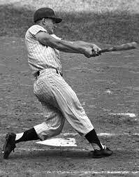 Roger Maris breaks Babe Ruth’s single season home run record
