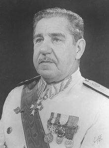 Costa e Silva é eleito presidente