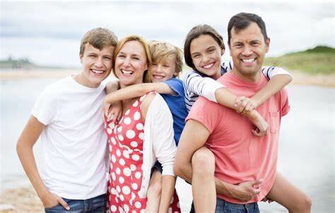 Eloise and Tobias raising children: Generativity vs. Stagnation