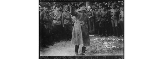 Trotsky organizes Red Guard to defend Petrograd