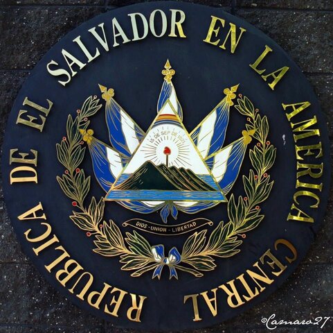 Autonomía del MINED