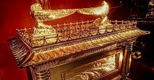 Ark brought to the temple