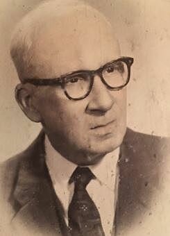 José Félix Merizalde funda la escuela de medicina en Colombia